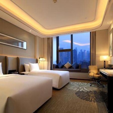 מלון Wyndham Grand Plaza Royale Huayu צ'ונגקינג מראה חיצוני תמונה