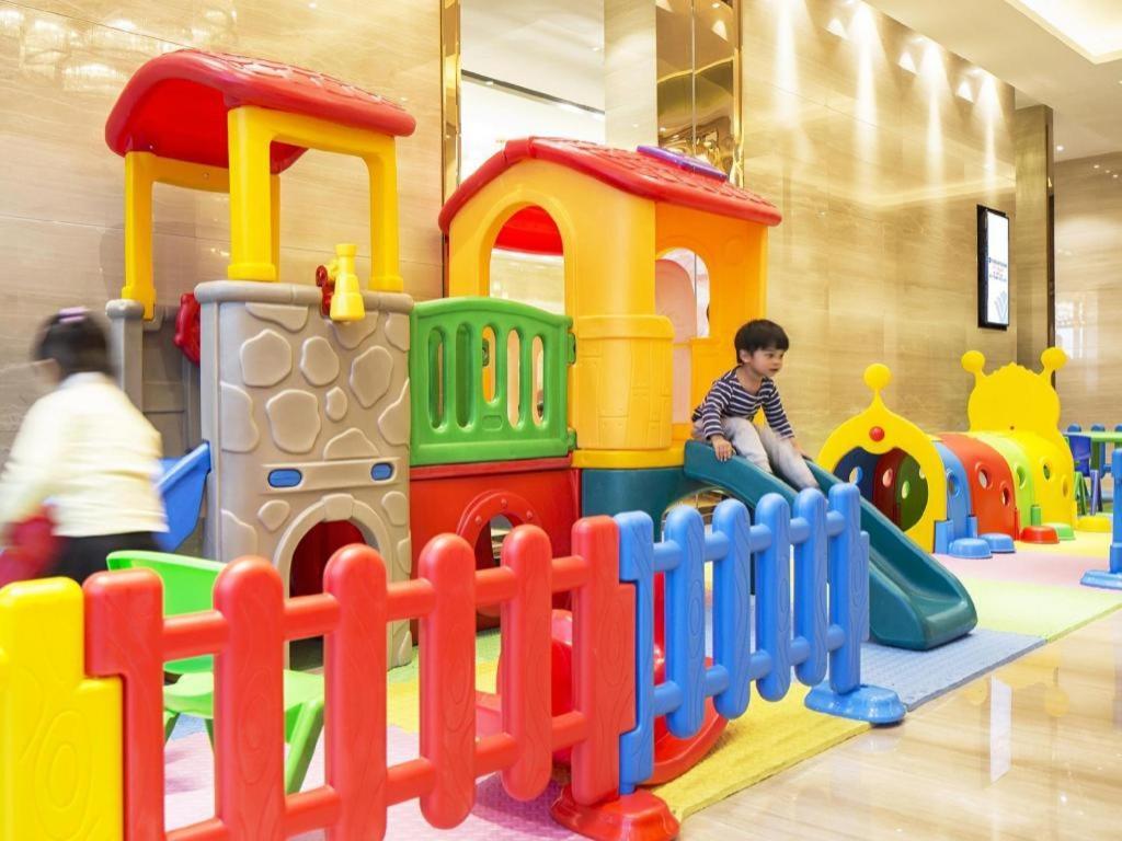 מלון Wyndham Grand Plaza Royale Huayu צ'ונגקינג מראה חיצוני תמונה
