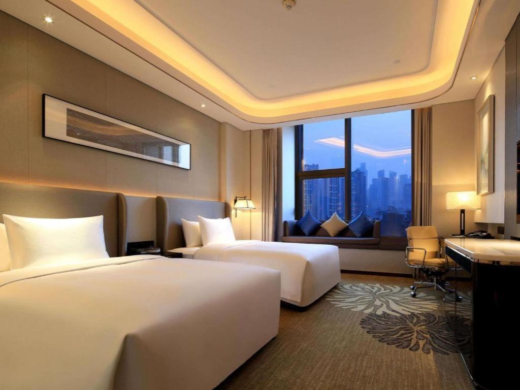 מלון Wyndham Grand Plaza Royale Huayu צ'ונגקינג מראה חיצוני תמונה
