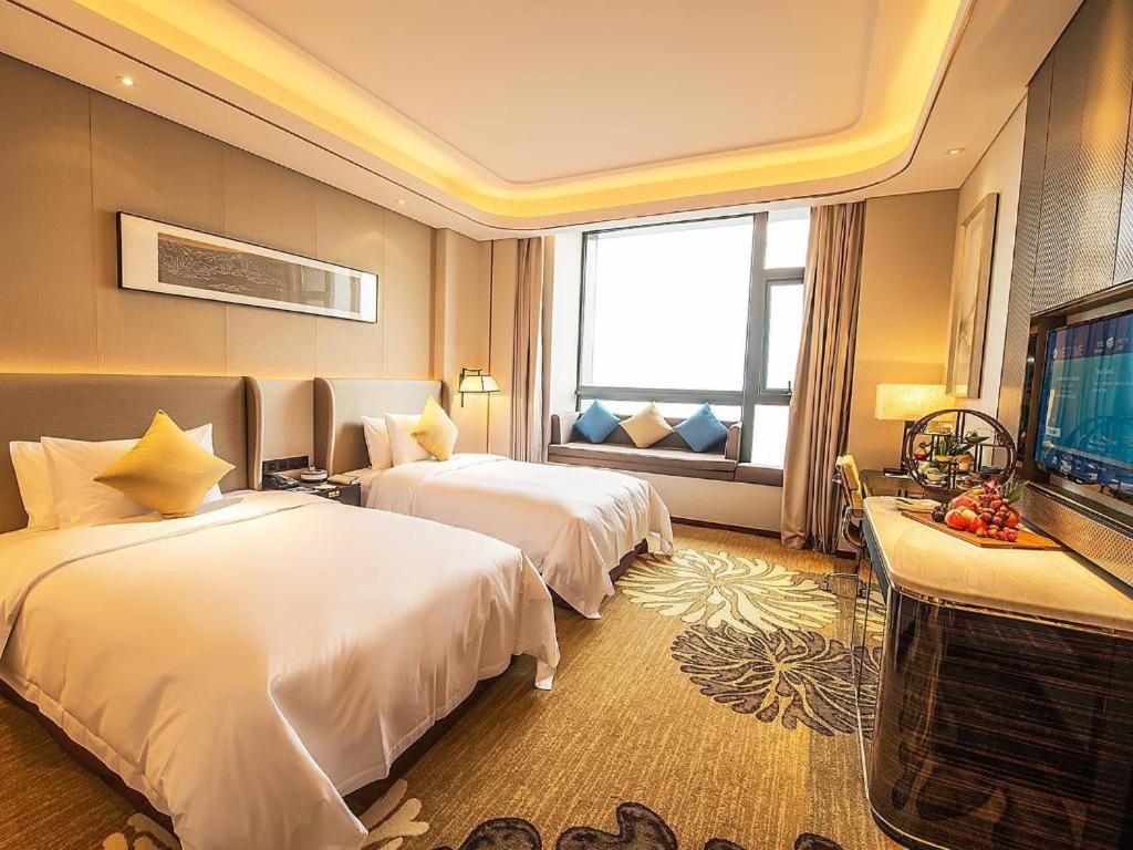מלון Wyndham Grand Plaza Royale Huayu צ'ונגקינג מראה חיצוני תמונה