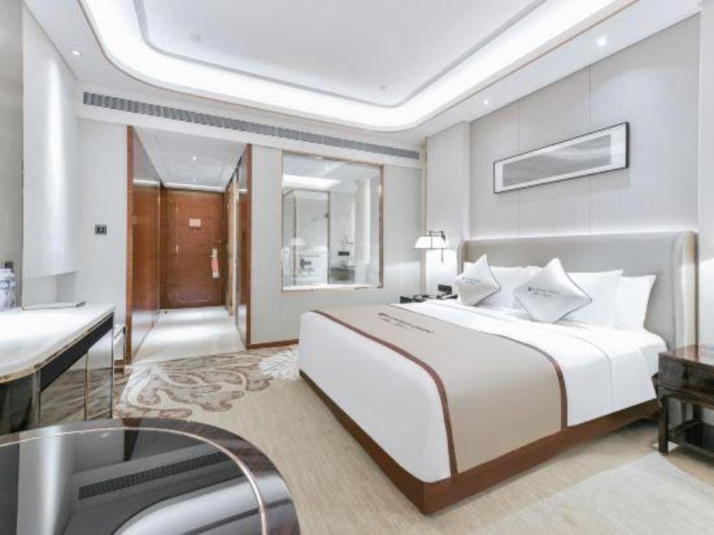 מלון Wyndham Grand Plaza Royale Huayu צ'ונגקינג מראה חיצוני תמונה