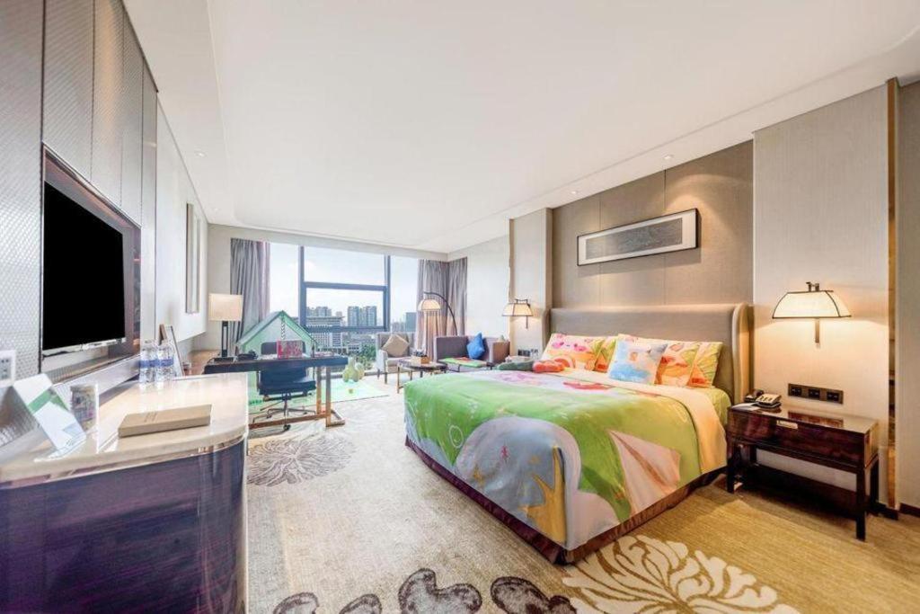 מלון Wyndham Grand Plaza Royale Huayu צ'ונגקינג מראה חיצוני תמונה