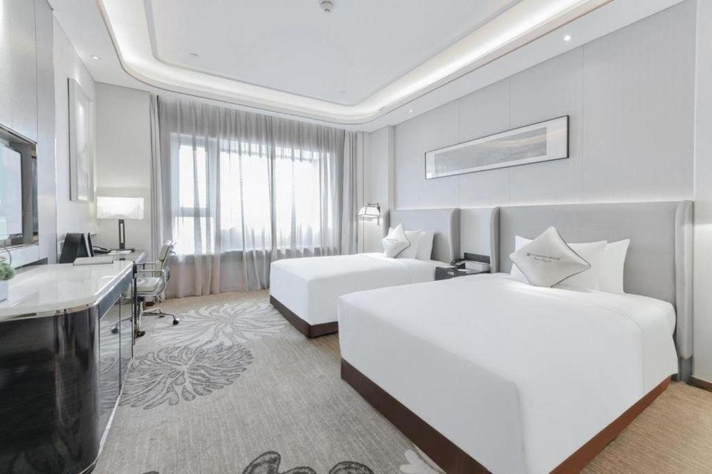 מלון Wyndham Grand Plaza Royale Huayu צ'ונגקינג מראה חיצוני תמונה