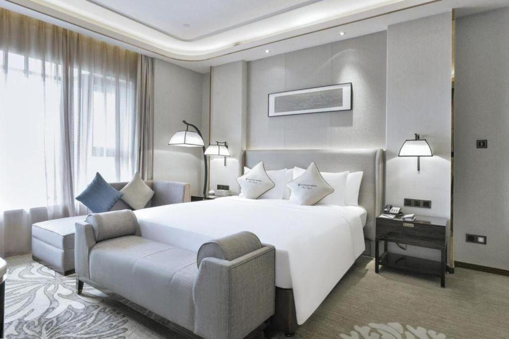 מלון Wyndham Grand Plaza Royale Huayu צ'ונגקינג מראה חיצוני תמונה